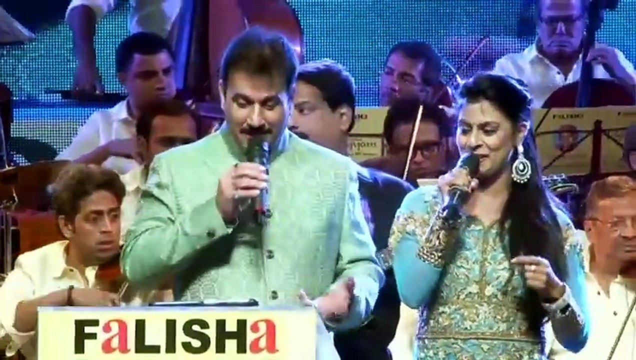 Gapuchi Gapuchi Gum Gum _ By Sarrika Singh Live