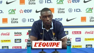 Kolo Muani ne pense pas être le «chouchou» de Deschamps - Foot - Bleus