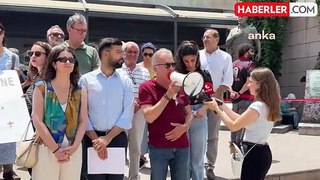 İzmir'de Hakkari Belediye Başkanının görevden alınması protesto edildi