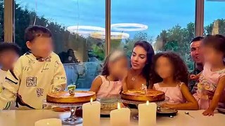 Cristiano y Georgina celebran el cumpleaños de los mellizos