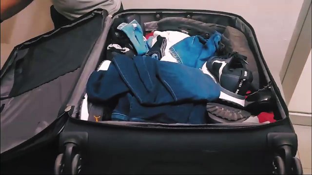 Pareja abordaría vuelo a España con seis láminas de cocaína