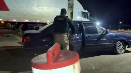 PRF apreende veículo com maconha e cigarros contrabandeados do Paraguai na BR-487