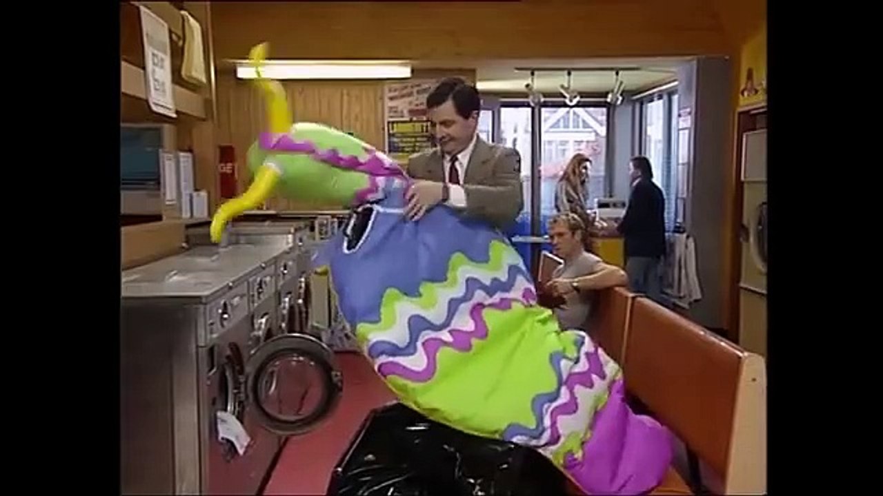 Spring Cleaning with Band_ Funny Clips with band. Funny video._