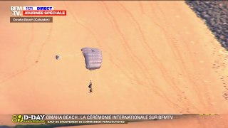80 ans du Débarquement: plusieurs parachutistes atterrissent lors de la cérémonie internationale au son des cornemuses du bagad de Lann-Bihoué