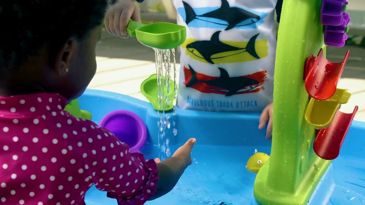 Rain Showers Splash Pond Toddler Water Table,...