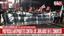 Piqueteros vs. Gobierno: los manifestantes no pueden avanzar por el protocolo antipiquetes