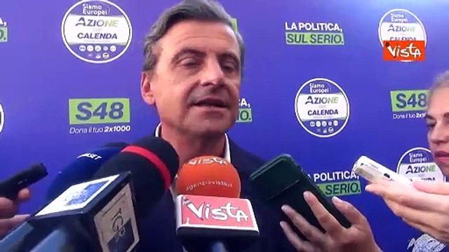 Calenda chiude campagna per Europee a Napoli: Per noi conta solo qualit? dei candidati