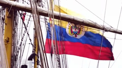 Así fue el paso del Buque Escuela Gloria por el canal de Kiel