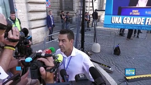 Il generale Vannacci alla chiusura della campagna elettorale della Lega: «Putin non è peggio di Stalin»