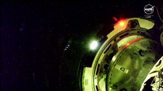 Los primeros astronautas a bordo del Starliner de Boeing llegan a la EEI