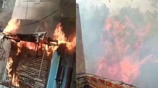 रामपुरा मुख्य बाजार में दुकान व बस्ती के बीच जंगल में लगी आग