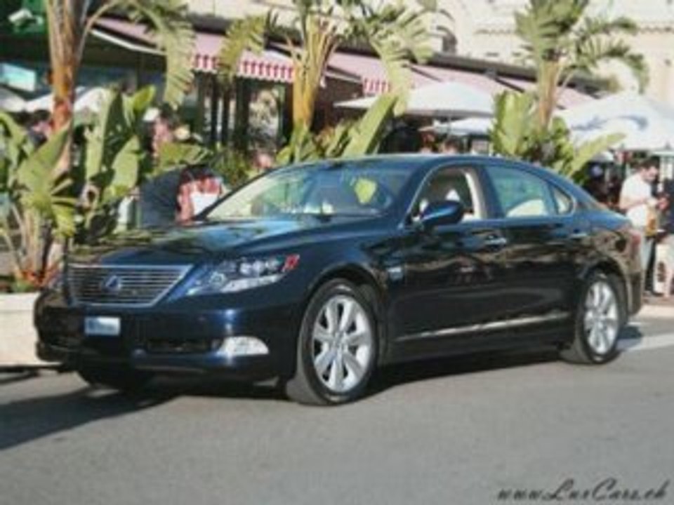 premier montage voiture