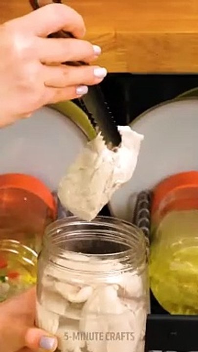 Kitchen hacks to ease your life.
