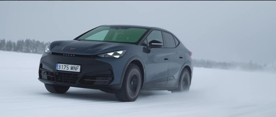 Lucas di Grassi challenges Lapland's extreme conditions with the CUPRA Tavascan