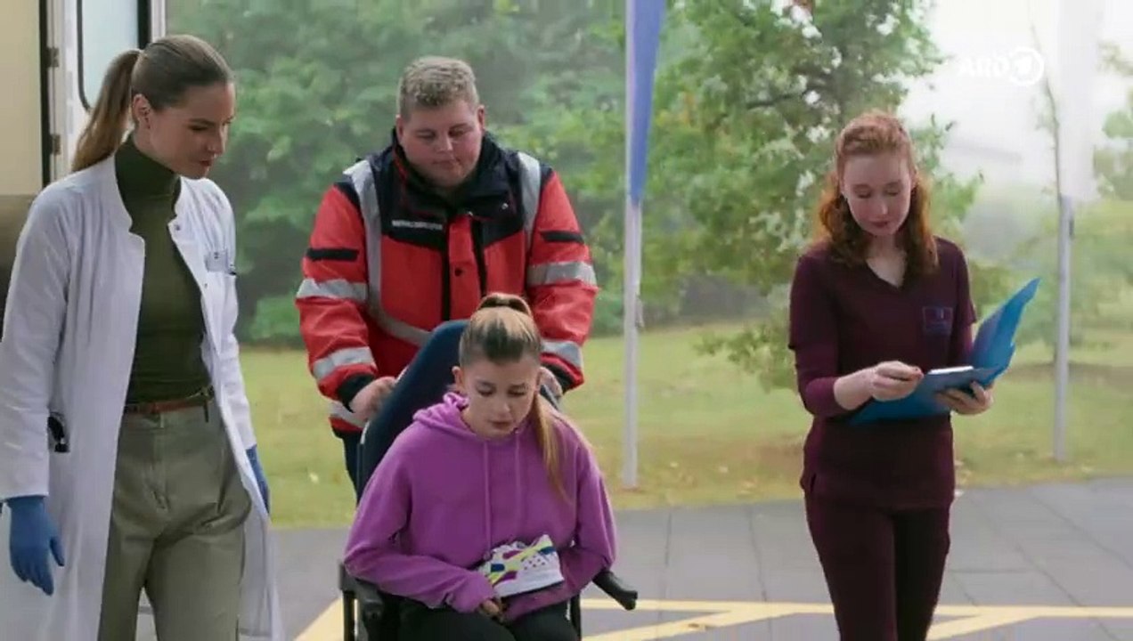 In aller Freundschaft - Die jungen Ärzte: Geschafft | Folge 383