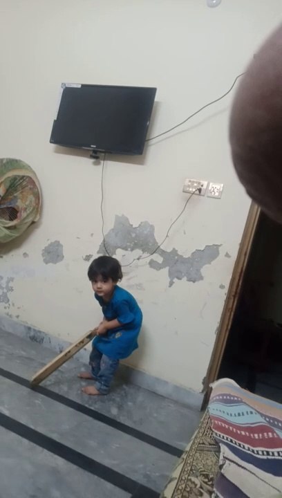 Little Girl Play Cricket