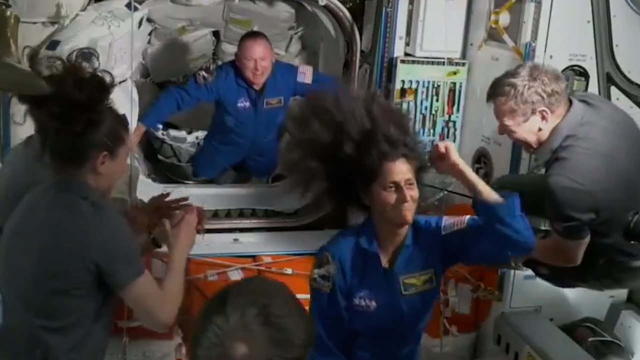 Annulations, pannes et fuites d'hélium...  Starliner de Boeing débarque des astronautes sur l'ISS malgré les problèmes
