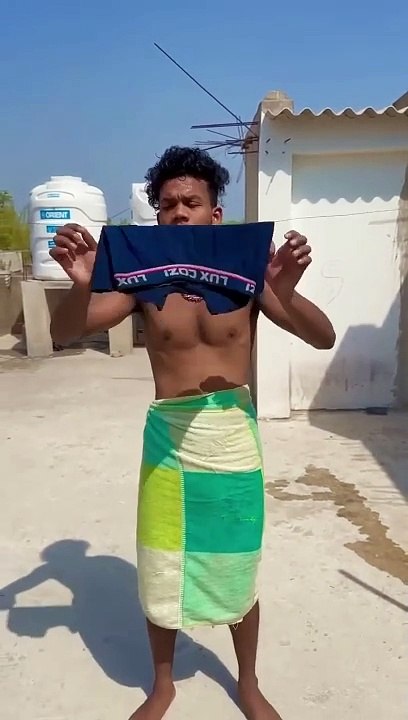 comedy_#realfools_#surajroxfunnyvibeo_#vikram_#garmi_#dhup(720p)