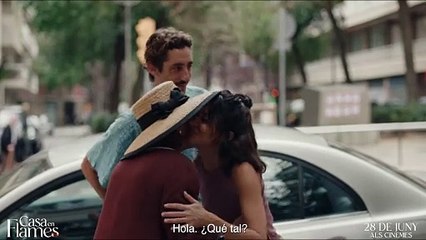 Casa en llamas - Tráiler oficial