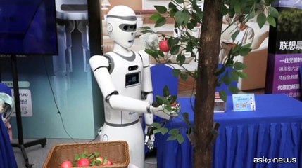 Umanoidi sempre pi? evoluti in scena alla fiera di Shanghai
