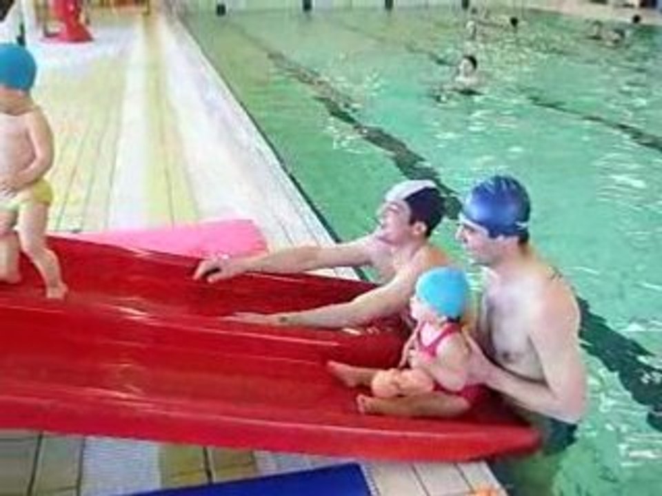 Angélina aux bébés nageurs 12.04.08