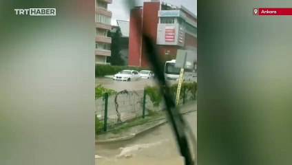 Ankara'da sağanak: Cadde ve sokaklar su altına kaldı