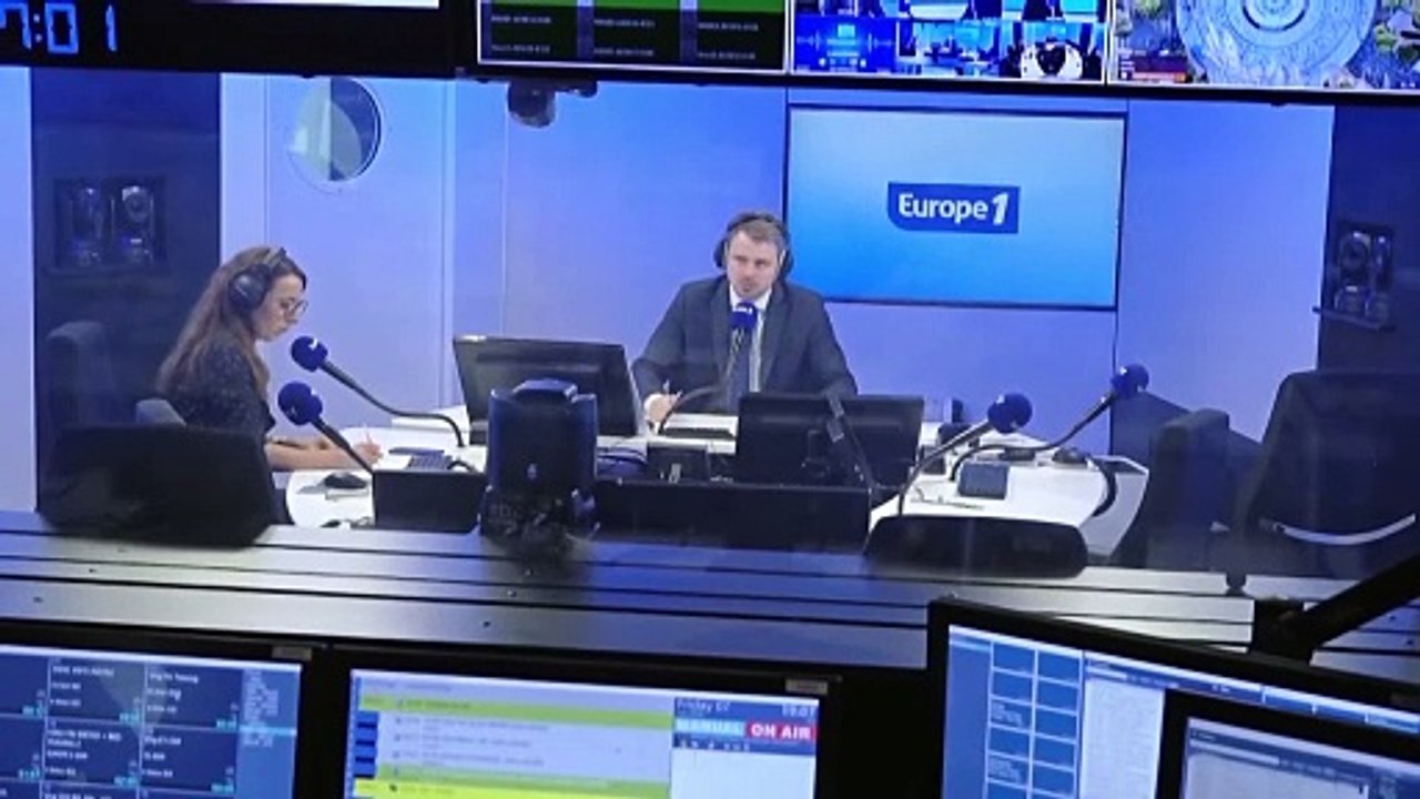 Volodymyr Zelensky reçu à l'Élysée par Emmanuel Macron après l'annonce d'une nouvelle aide américaine