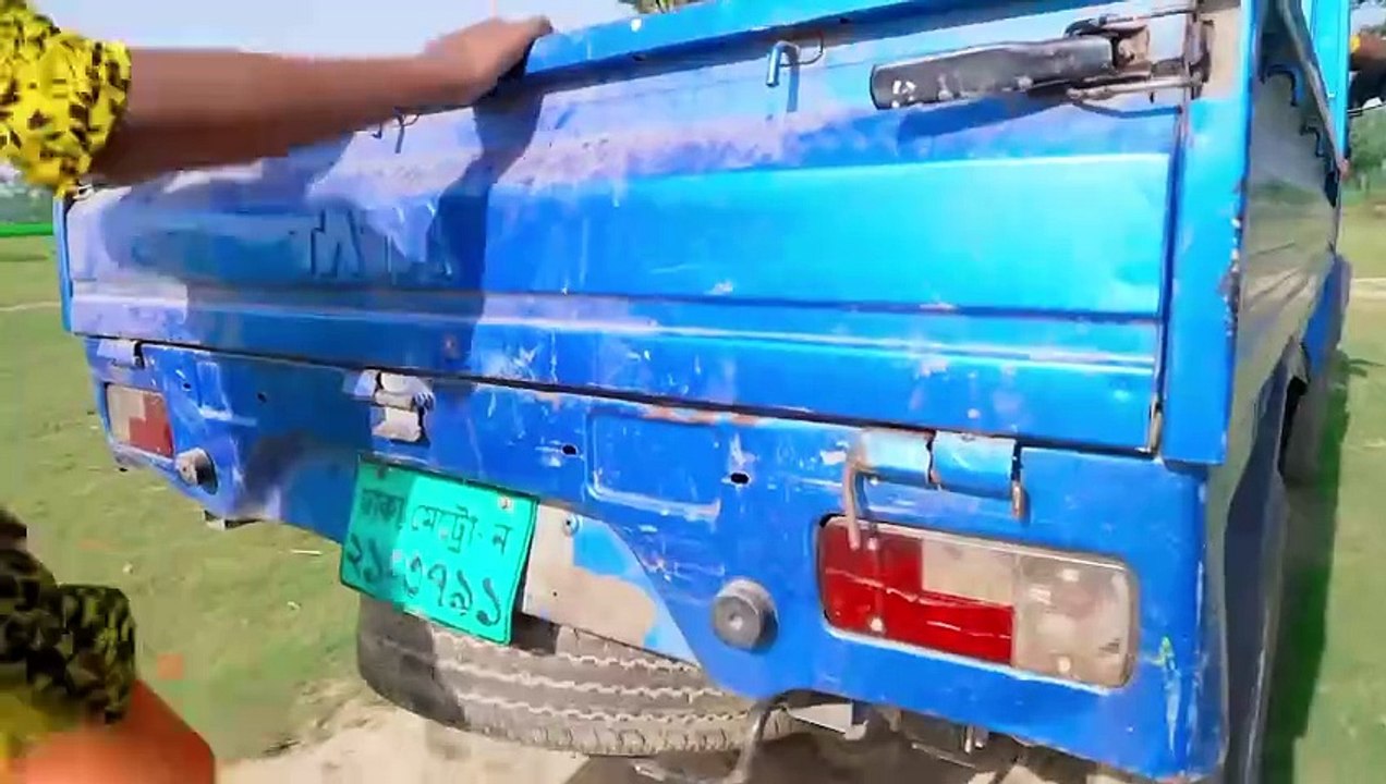Funny video  I bank robbery part 4