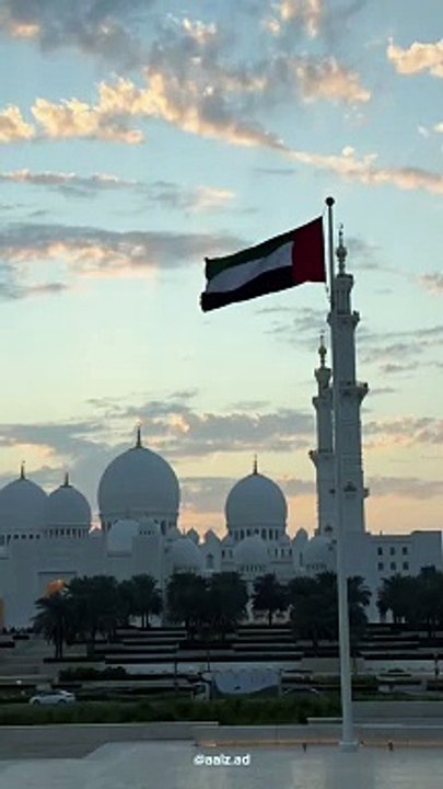 Dubai love