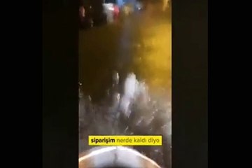 Böyle havada sipariş veren vicdansız. Bir de kuryeye 'Nerede kaldı  siparişim' dedi