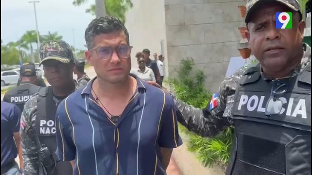 Se entrega modelo y supuesto cabecilla de la banda que asaltó al Banco Popular | Primera Emisión SIN