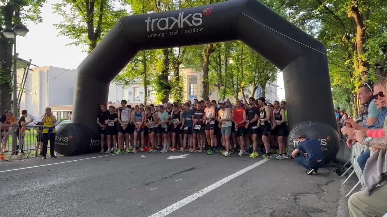 Huy Night Run 2024 : départ de la grande course