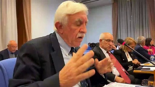 Yandaş medyanın yıllarca maaşa bağladığı Cengiz Çandar mecliste YPG terör örgütü değil dedi