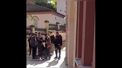 Tartıştığı engelli vatandaşa tokat atan adama tepki yağdı