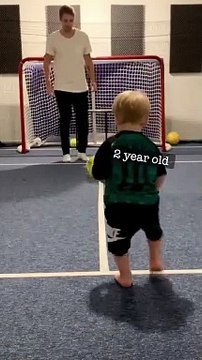 Messi'ye rakip olarak yetiştirilen gol makinası Noah'ın videosu paylaşım rekoru kırıyor