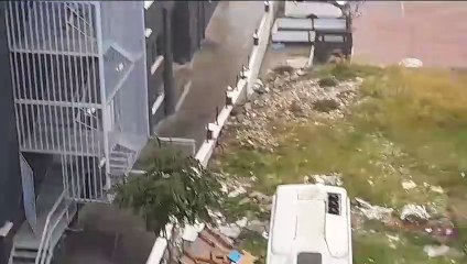 Fırtına İstanbul'un üstüne çöktü