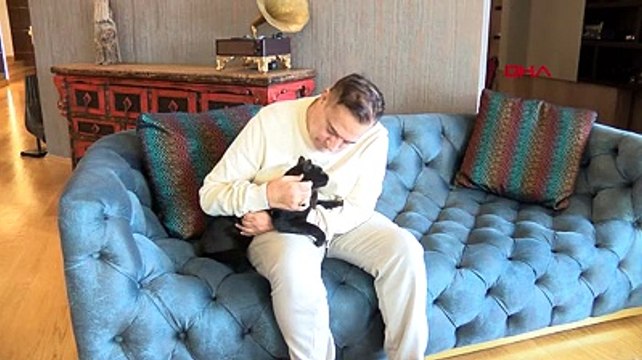 ''Verilmiş sadakamız varmış'' Aracı hurdaya dönen Mehmet Ali Erbil geçirdiği kazayı anlattı