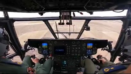 Askeri Helikopter görevden dönerken muhteşem manzara ile karşılaştı