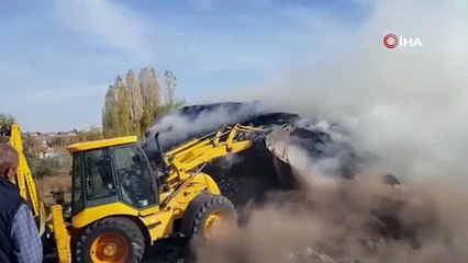 Çorum'da 2 bin 500 adet saman balyası alev alev yandı