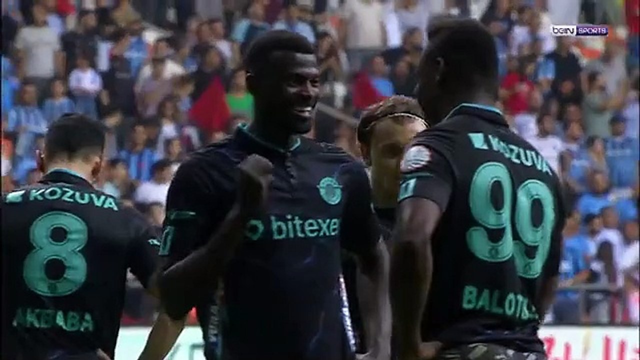 Balotelli ve Niang penaltı öncesi taş kağıt makas oynadı. O anlar sosyal medyada gündem oldu