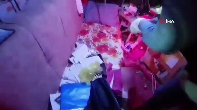 Sakarya'nın 4 ilçesinde uyuşturucu ve silah kaçakçılığı operasyonu: 4 gözaltı