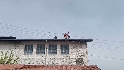 Koza Holding'e bağlı madende işçiler bir kez daha greve çıktı