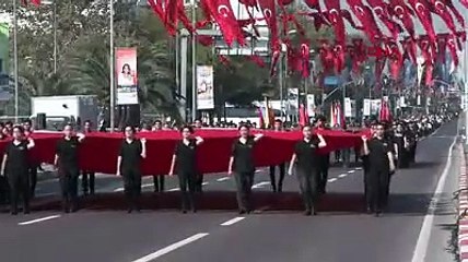 Vatan Caddesi'nde 29 Ekim provası