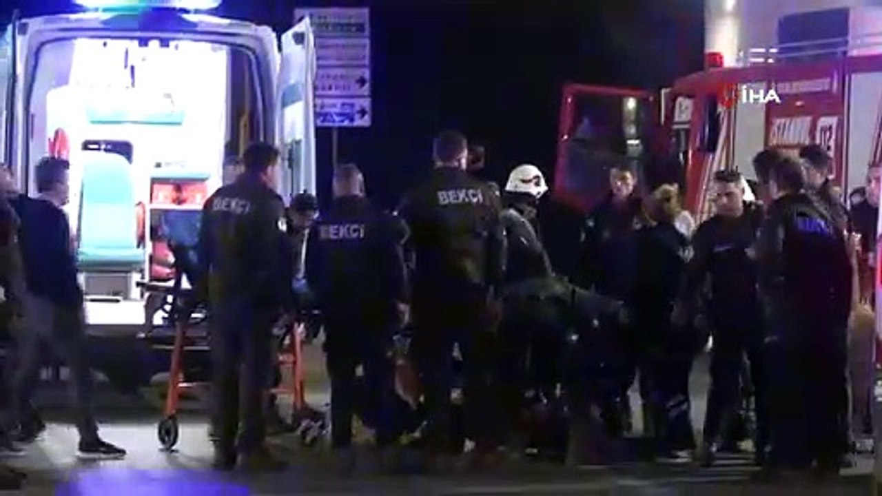 Çaldığı kamyonla 14 aracı parçaladı. İstanbul'u birbirine kattı. 2'si polis birçok yaralı var