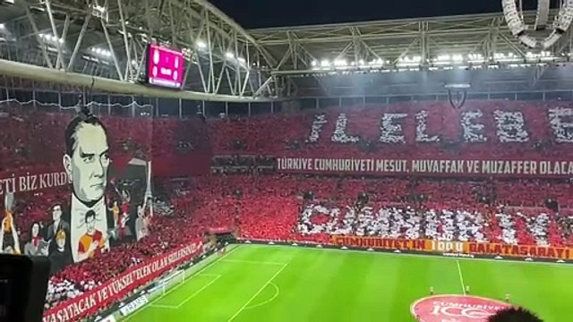 Galatasaray - Beşiktaş maçında neler oldu neler. İşte dev derbinin müthiş fotoğrafları
