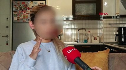 Metrobüste iğrenç taciz. Adam genç kıza yüzlerce kişinin içinde bunu yaptı