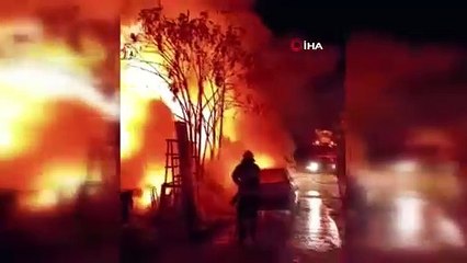 30 ton tahta bir gecede küle döndü