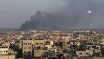 İsrail savaş uçakları, Gazze Şeridi'ni gece boyunca bombaladı