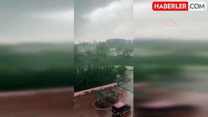Ankara'da Sağanak Yağış: Cadde ve Sokaklarda Su Birikintileri Oluştu