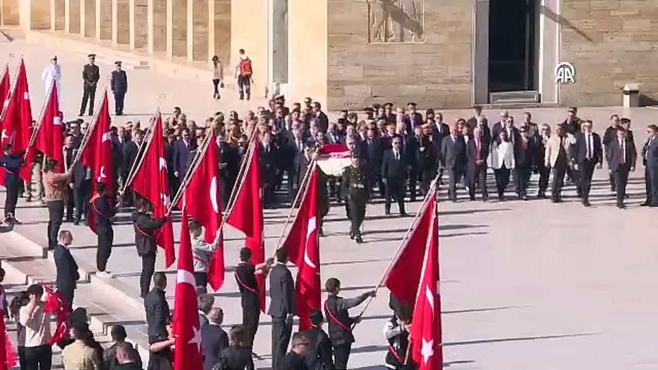 Ankara'nın başkent oluşunun 100. yılı kutlu olsun